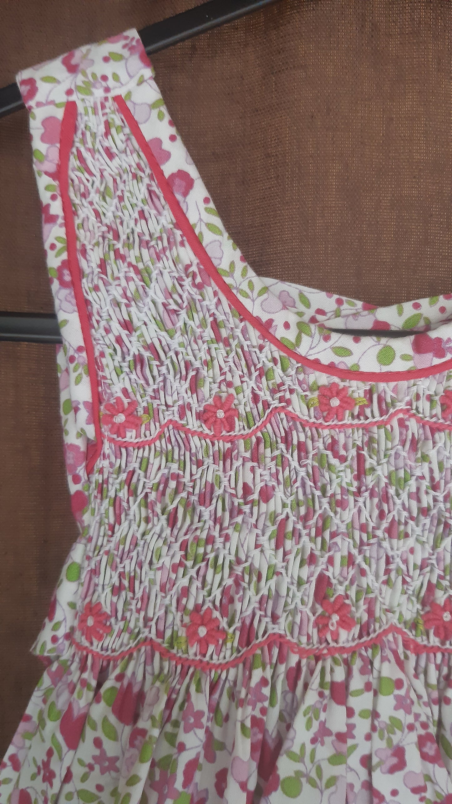 Armlös smockklänning 1-2år