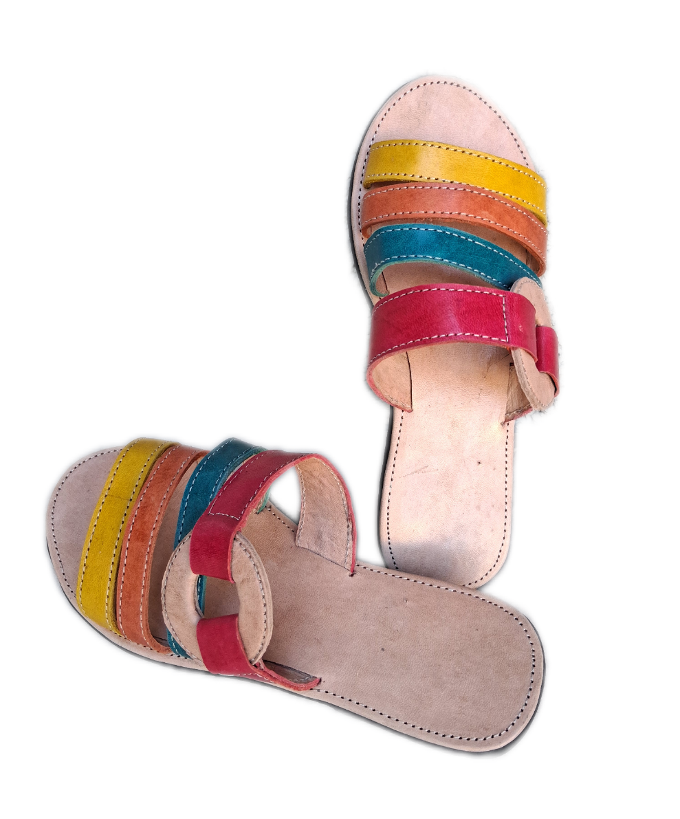 Sommarsandaler färg skinn