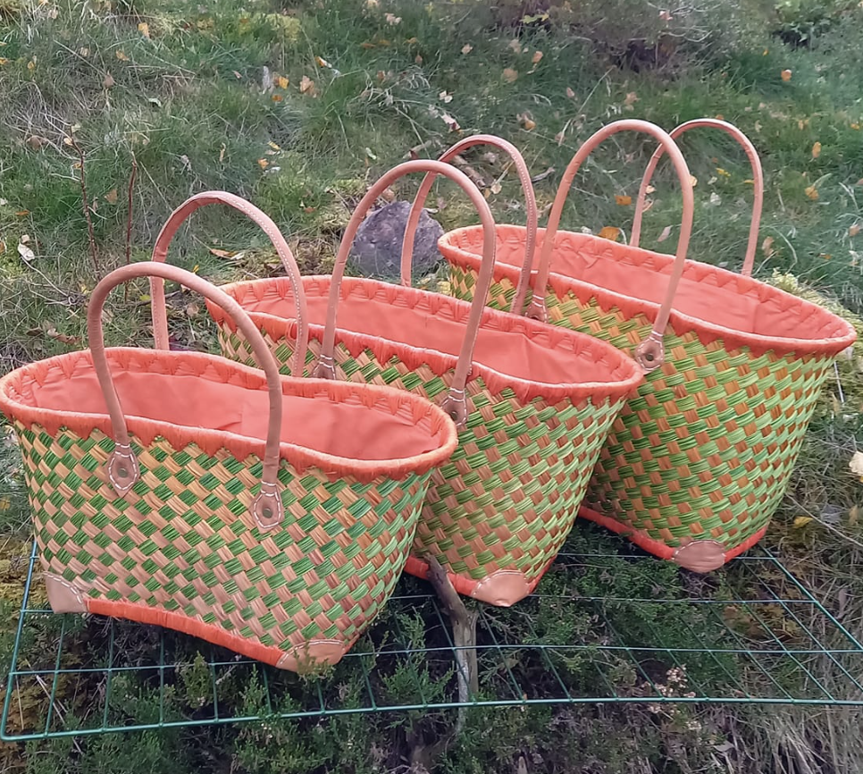 Aravolahalm flätad varukorg