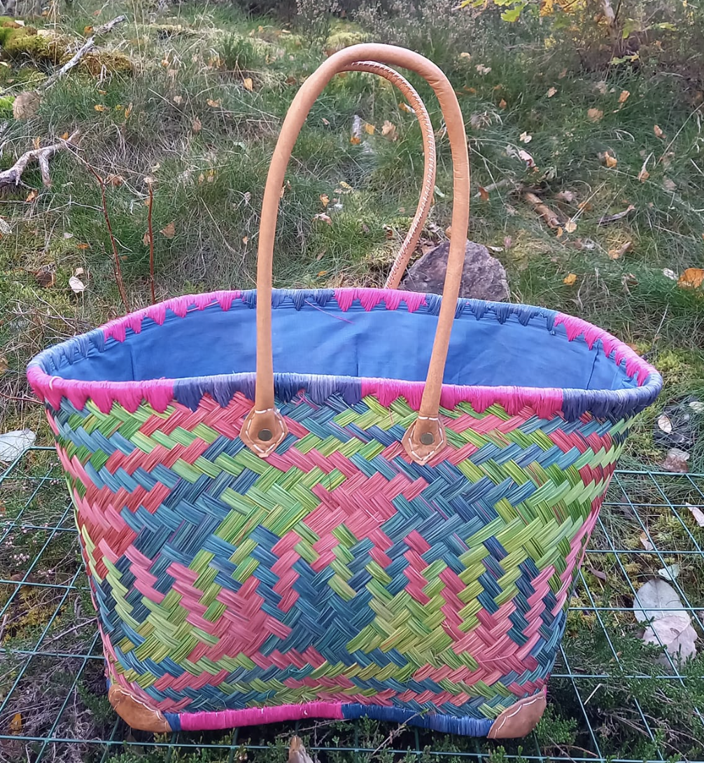 Aravolahalm flätad varukorg