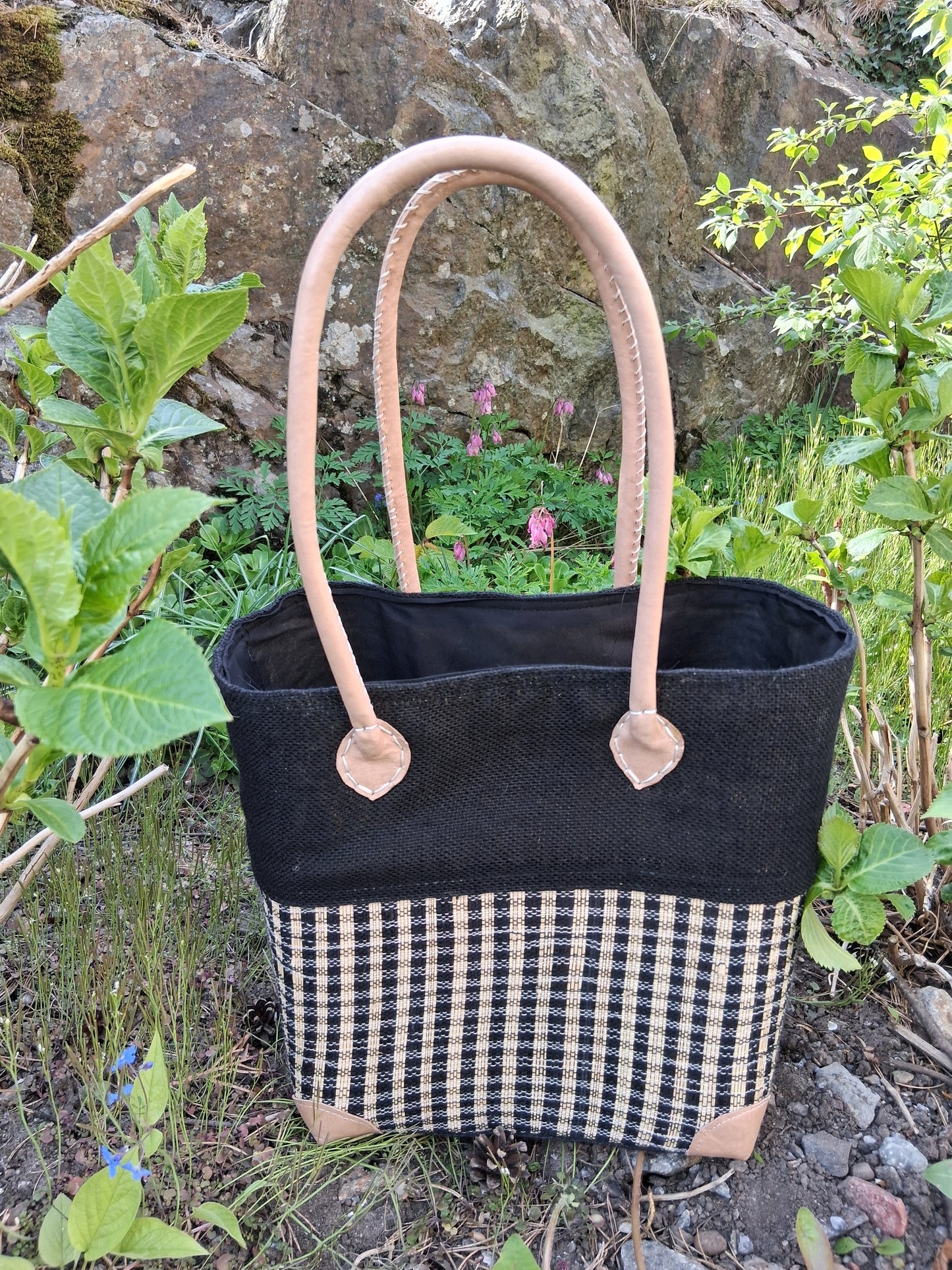 Rabane (Raffia) / sisal korgväska och tote