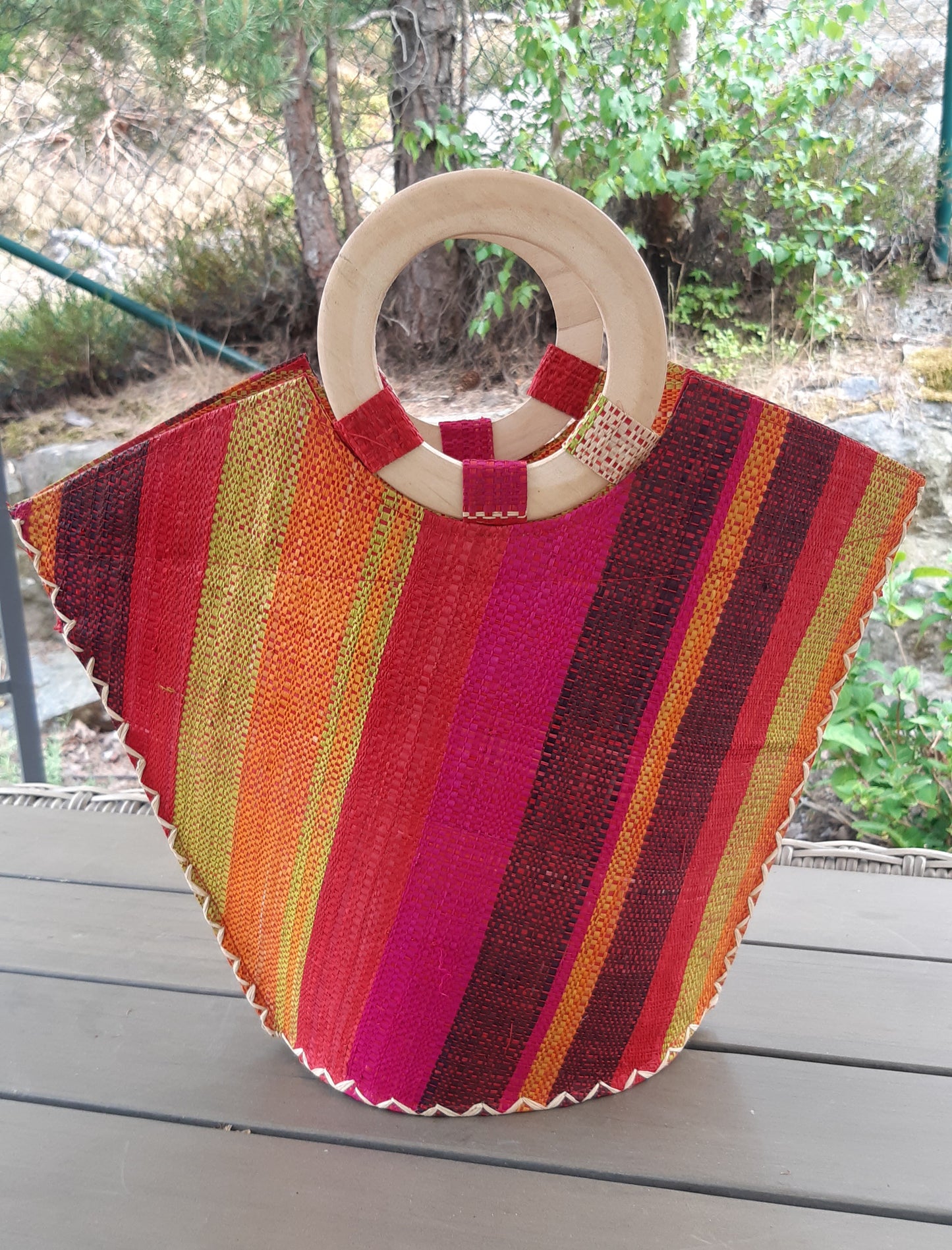 Trapets handväska raffia