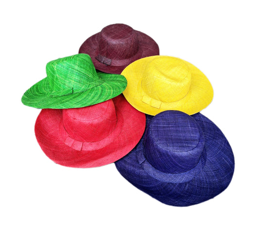 Flätad Raffia solhatt