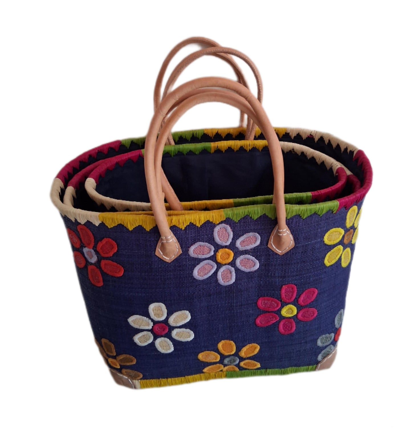 ARAVOLA broderade korgväskor